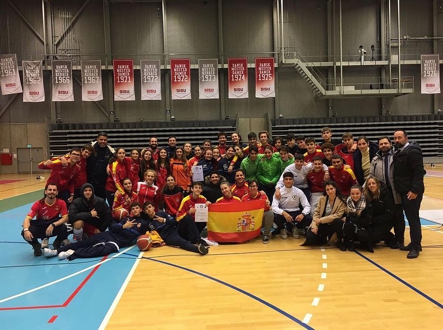 Regreso de la prueba del Circuito Cadete Europeo, celebrada en Copenhague